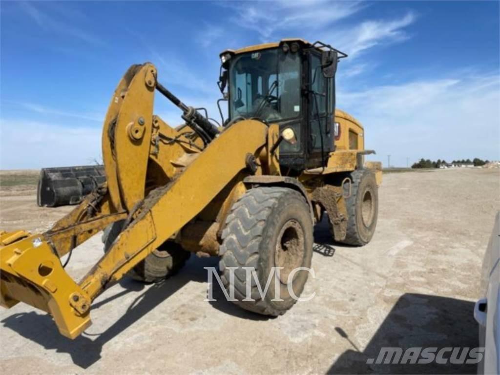 CAT 930M 轮式装载机