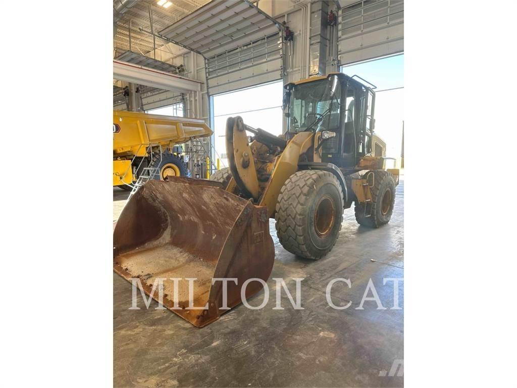 CAT 930M 轮式装载机