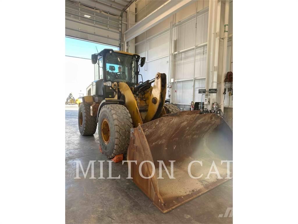 CAT 930M 轮式装载机