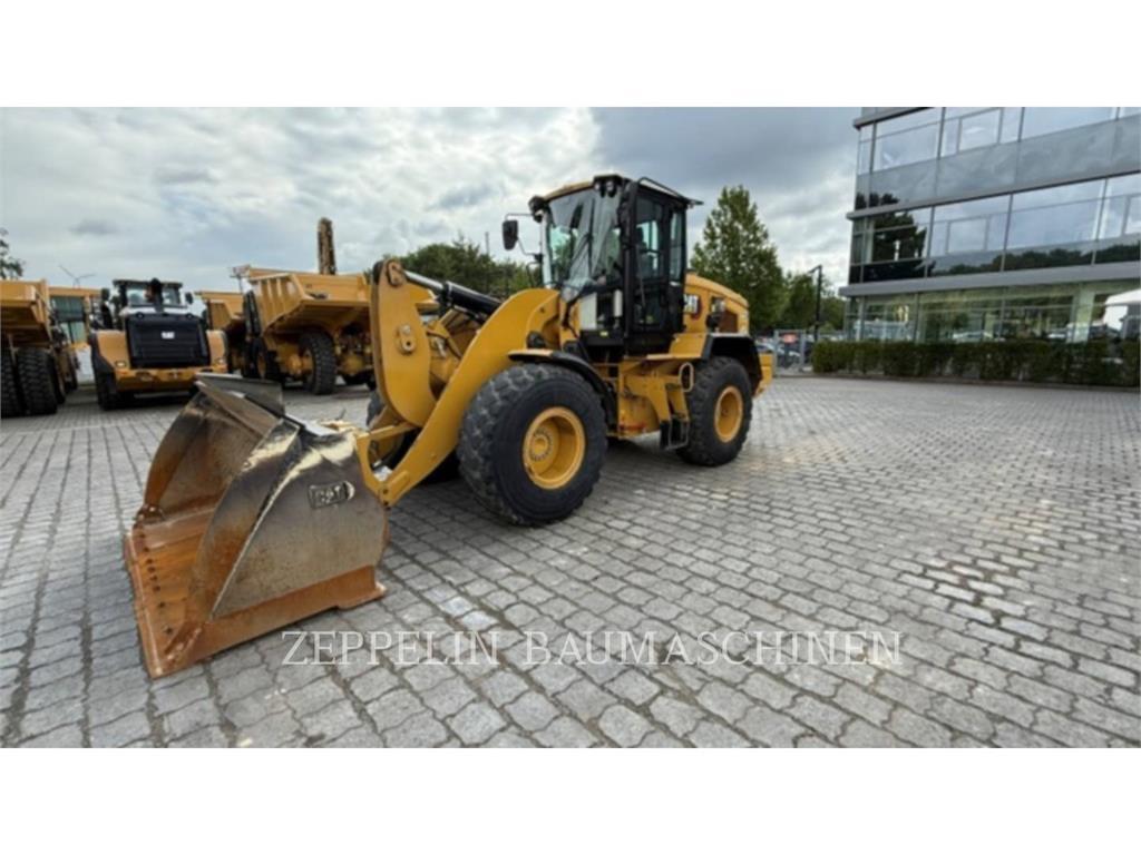 CAT 930M 轮式装载机