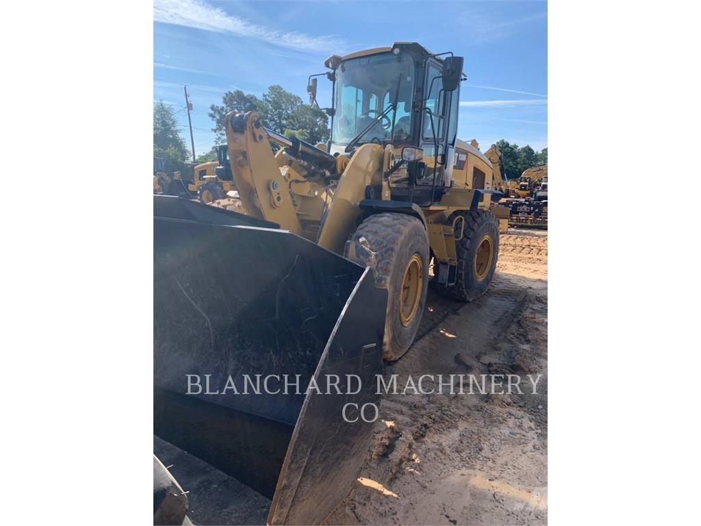 CAT 930M 轮式装载机