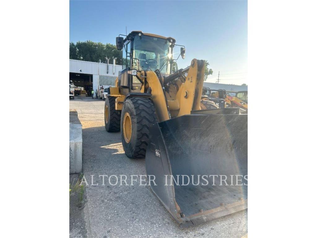 CAT 930M 轮式装载机