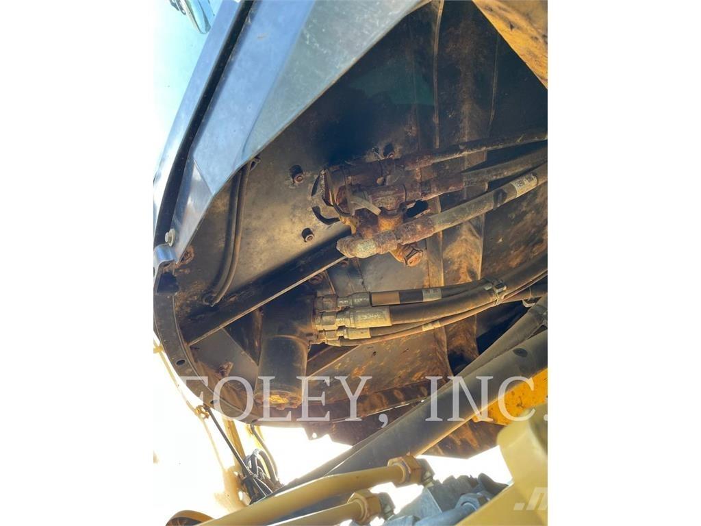 CAT 930M 轮式装载机