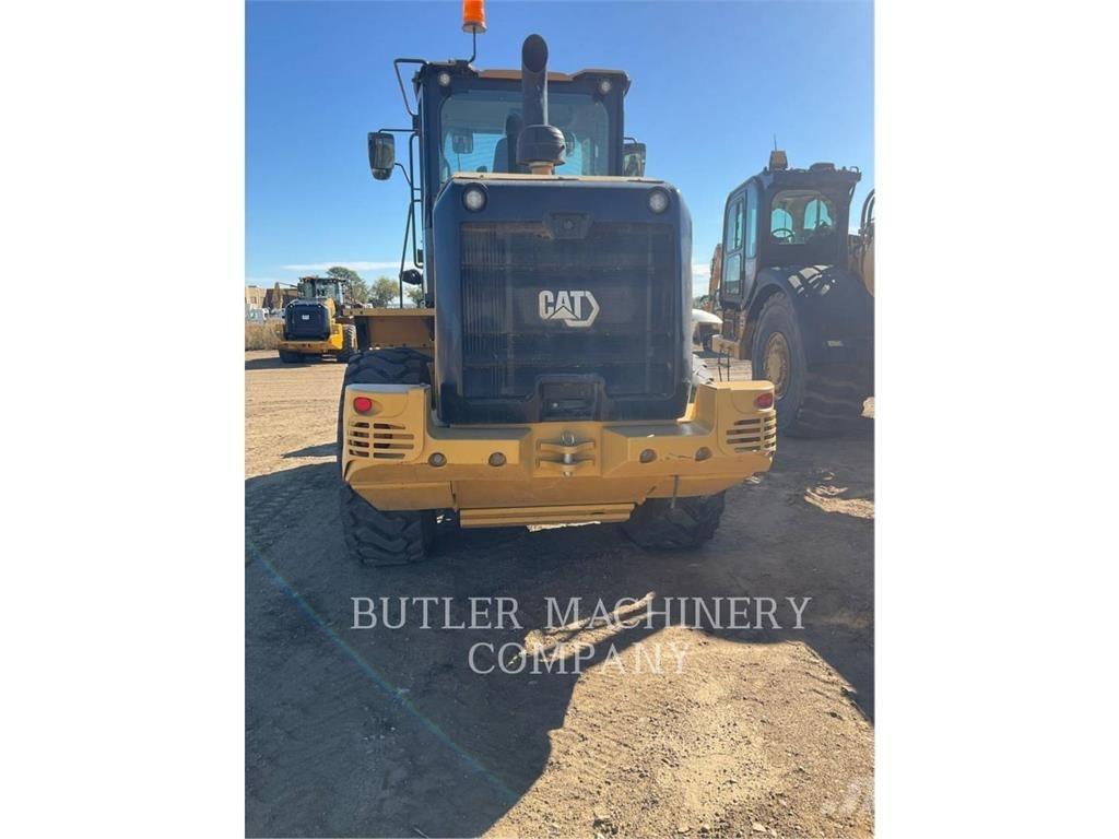 CAT 930M 轮式装载机