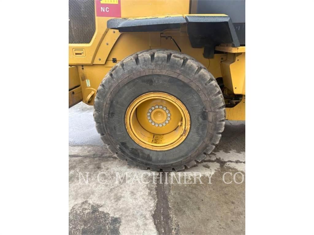 CAT 930M 轮式装载机
