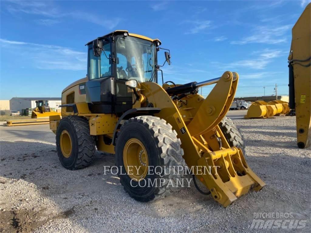 CAT 930M 轮式装载机