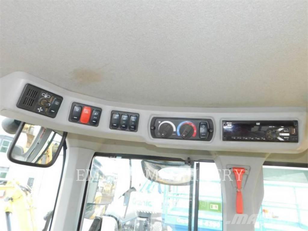 CAT 930M FC 轮式装载机