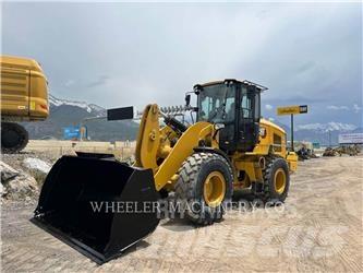 CAT 930M QC 轮式装载机