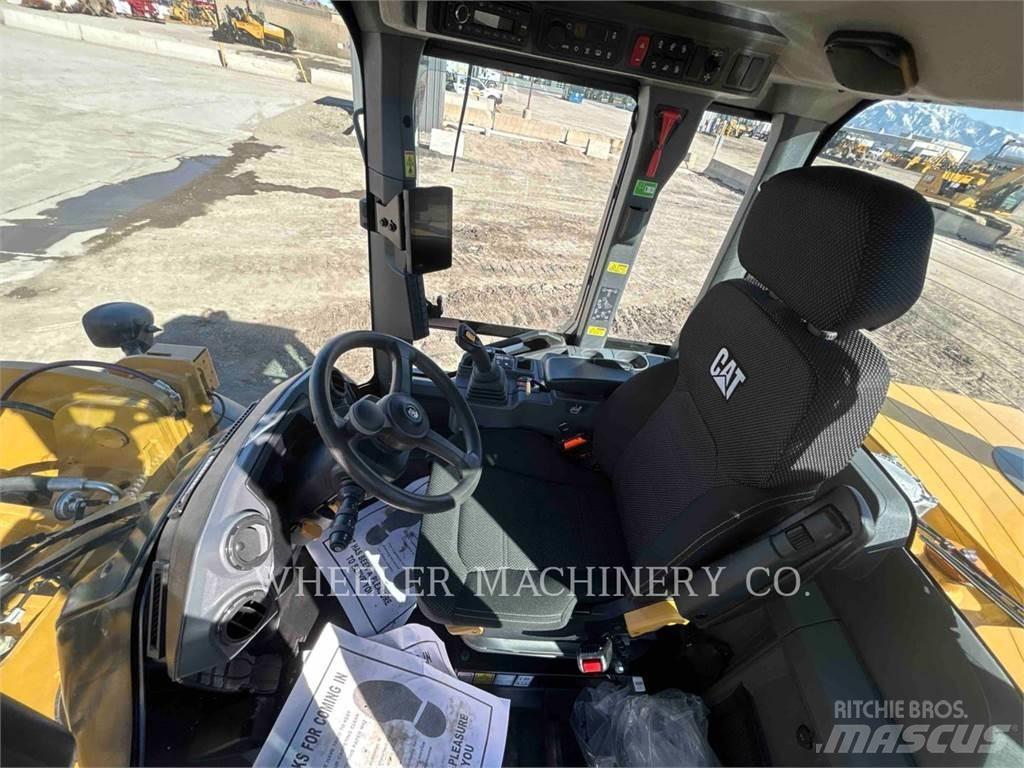 CAT 938 QC 轮式装载机