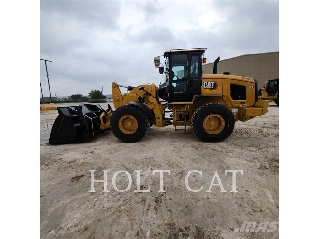 CAT 938 QC 轮式装载机