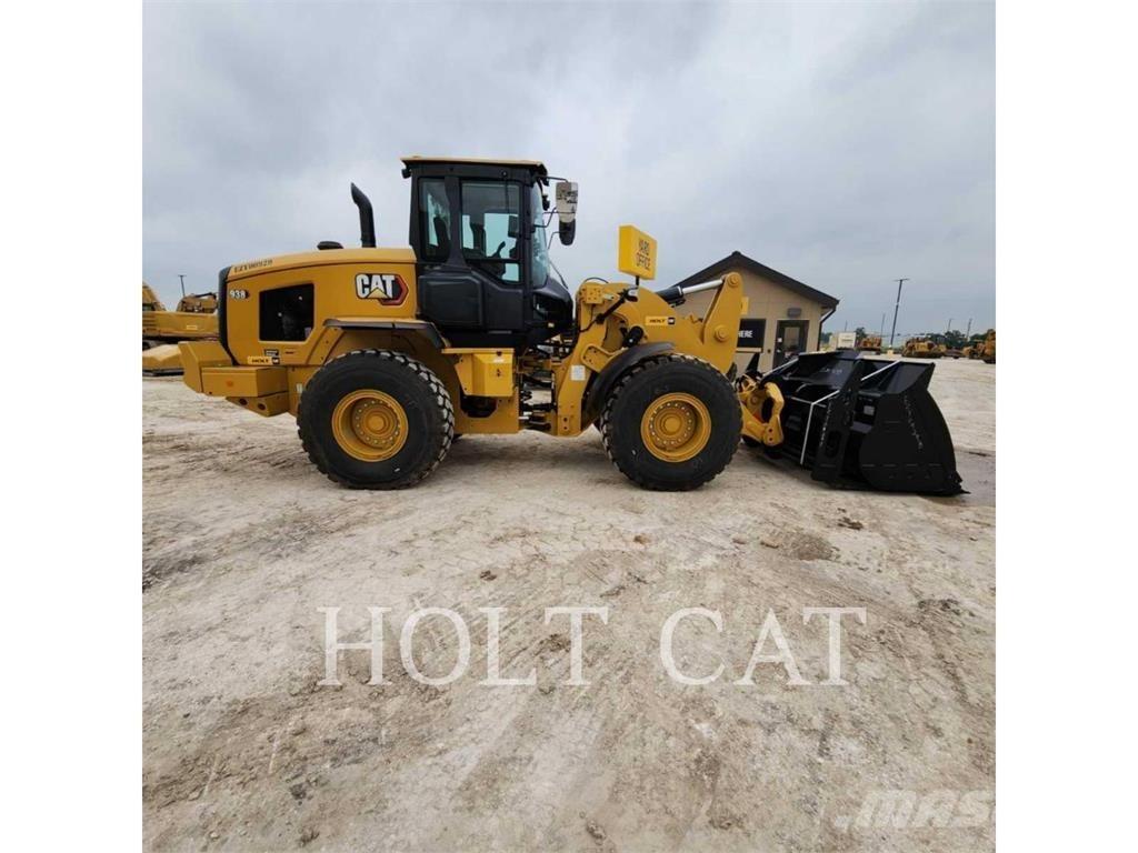 CAT 938 QC 轮式装载机