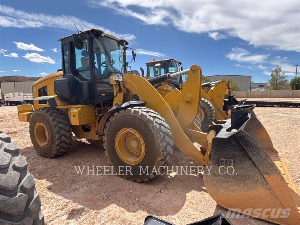 CAT 938 QC 轮式装载机
