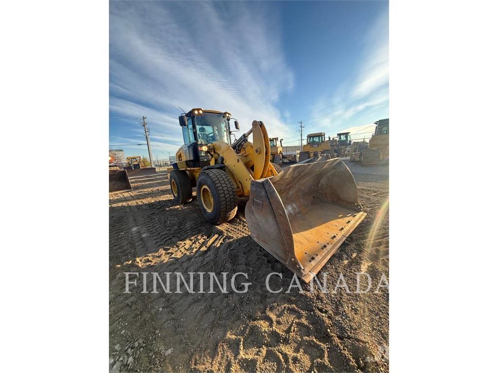 CAT 938K 轮式推土机