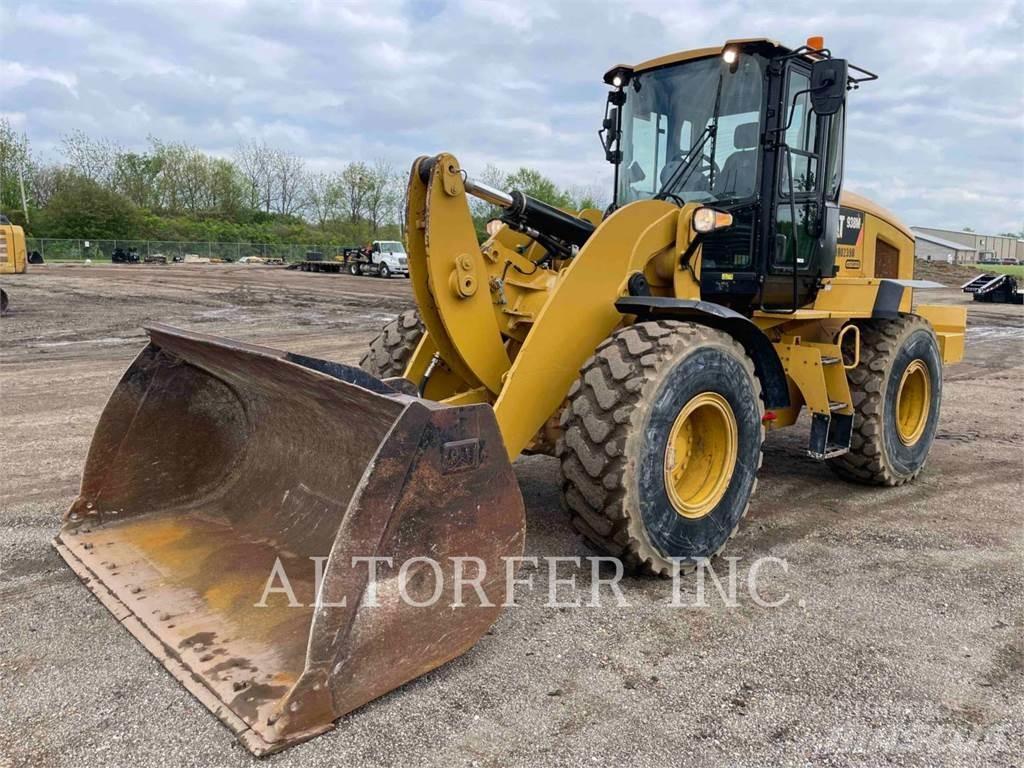 CAT 938M 轮式装载机