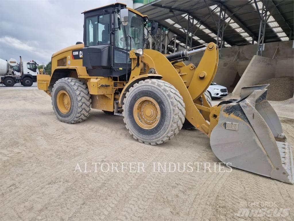 CAT 938M 轮式装载机