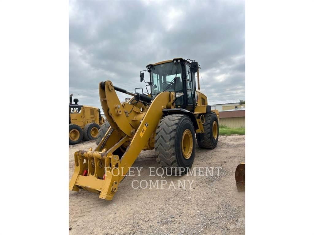 CAT 938M 轮式装载机