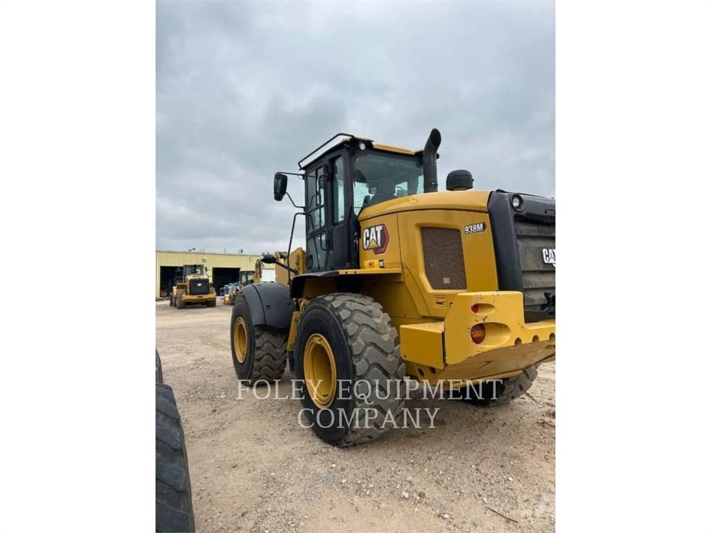 CAT 938M 轮式装载机