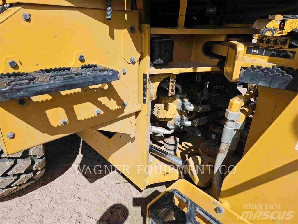 CAT 938M 轮式装载机