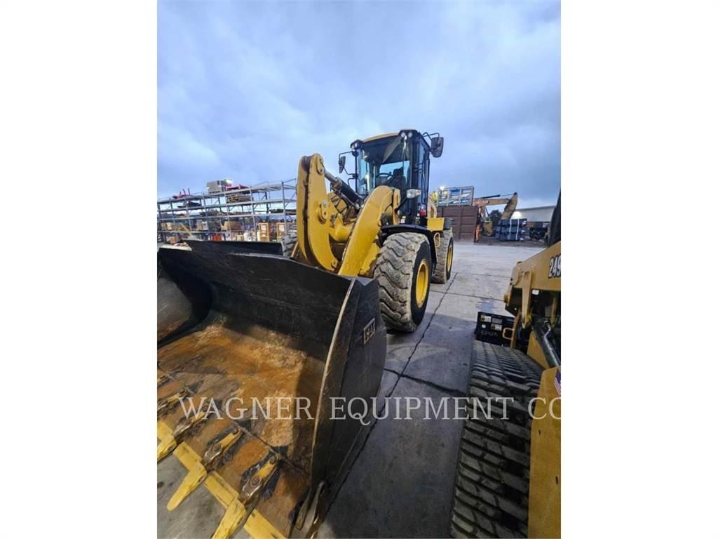 CAT 938M 轮式装载机
