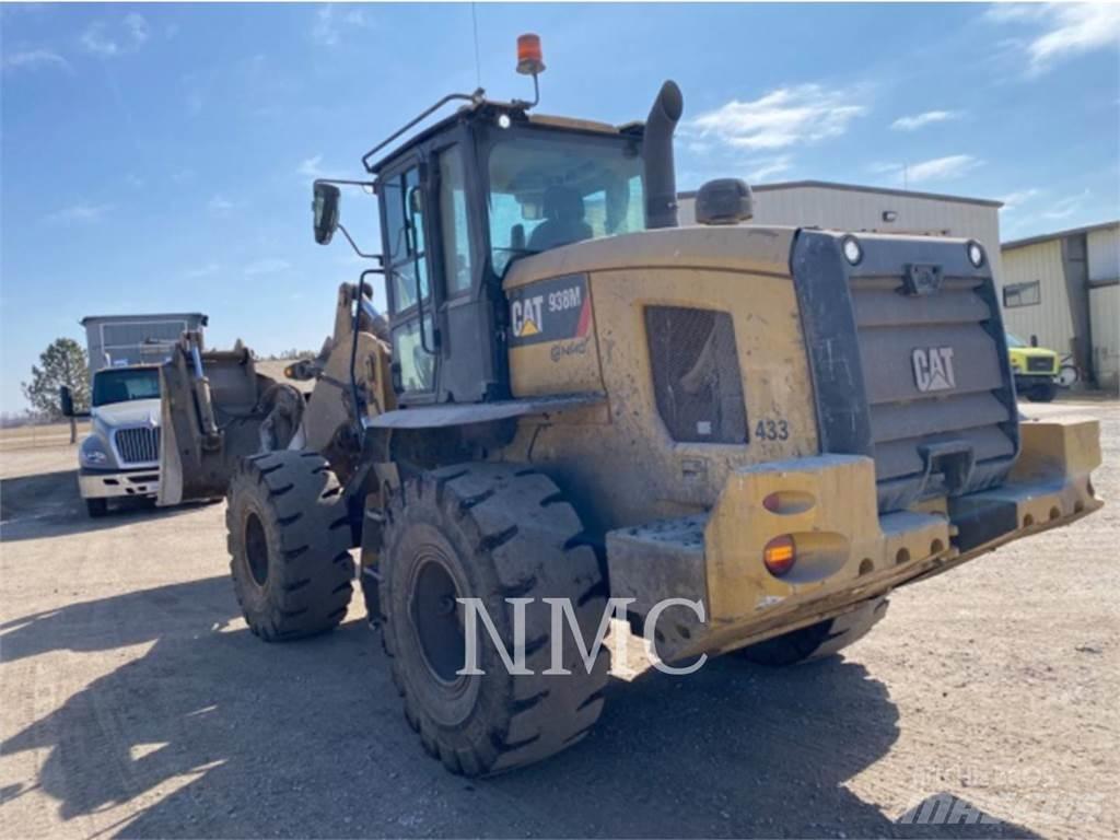 CAT 938M 轮式装载机