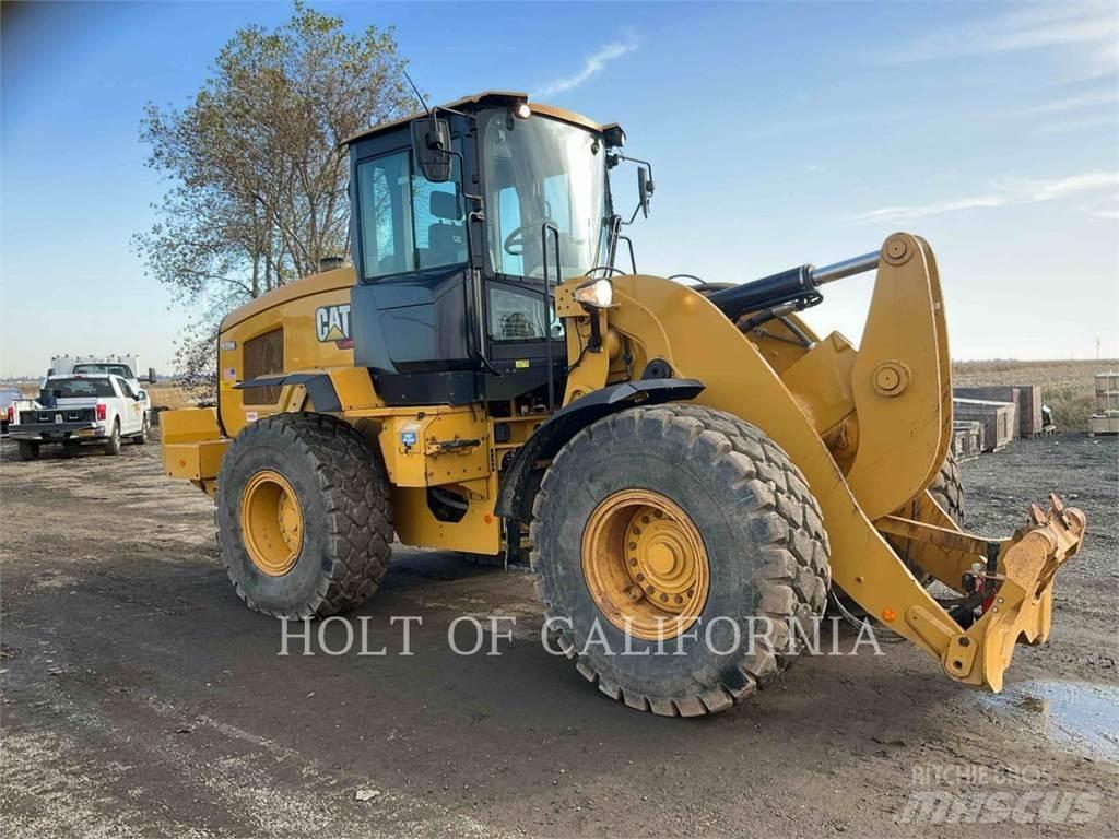 CAT 938M 轮式装载机
