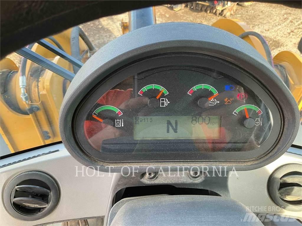 CAT 938M 轮式装载机