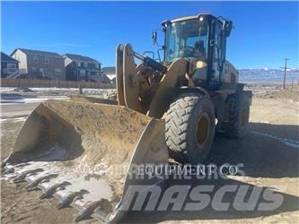 CAT 938M 轮式装载机