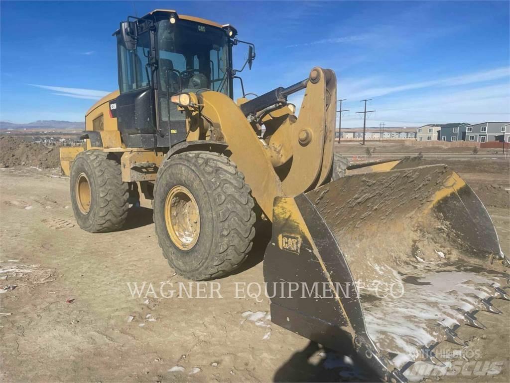 CAT 938M 轮式装载机