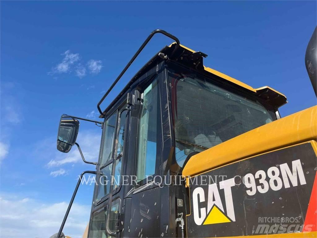 CAT 938M 轮式装载机