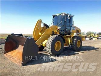 CAT 938M 轮式装载机
