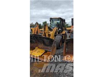 CAT 938M 轮式装载机