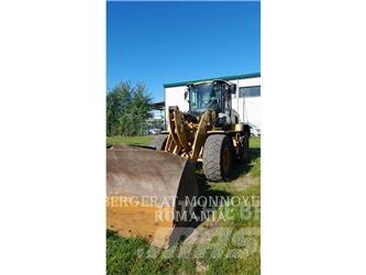 CAT 938M 轮式装载机
