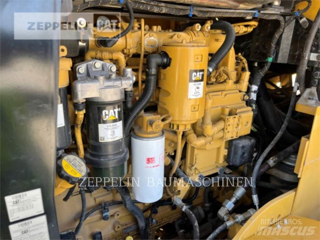 CAT 938M 轮式装载机