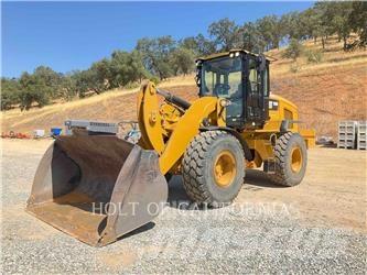 CAT 938M 轮式装载机