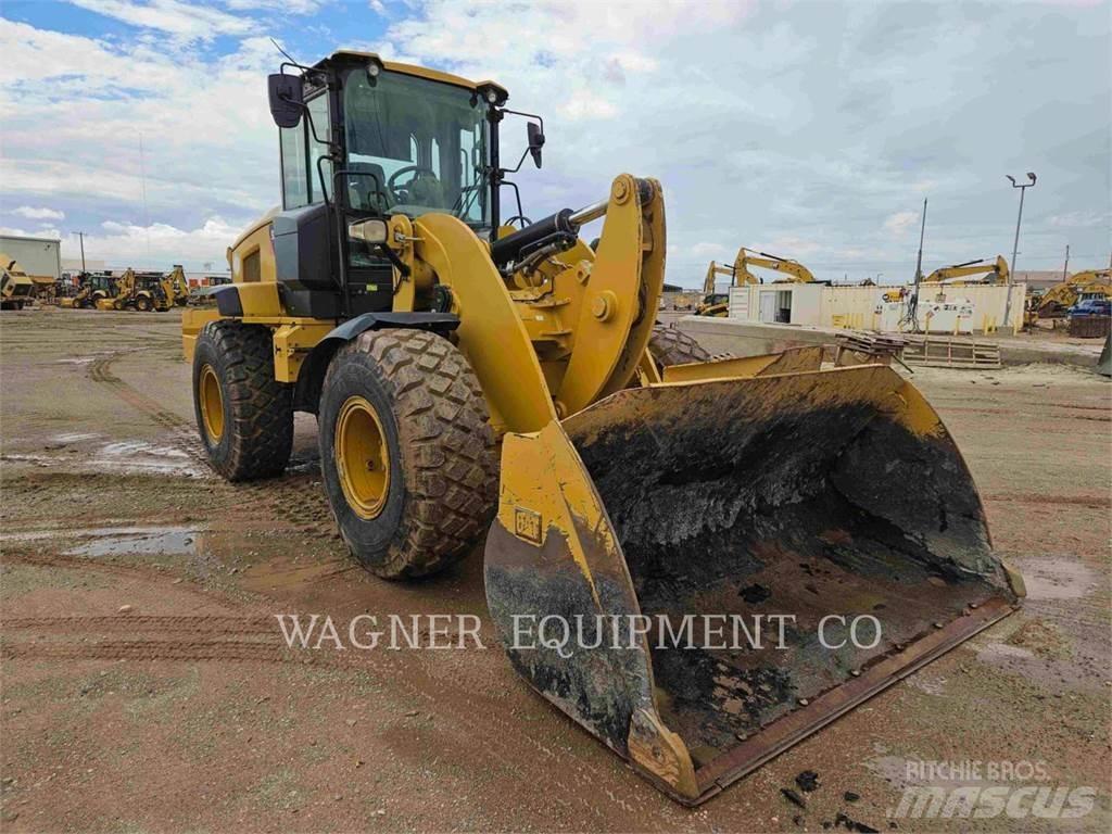 CAT 938M 轮式装载机