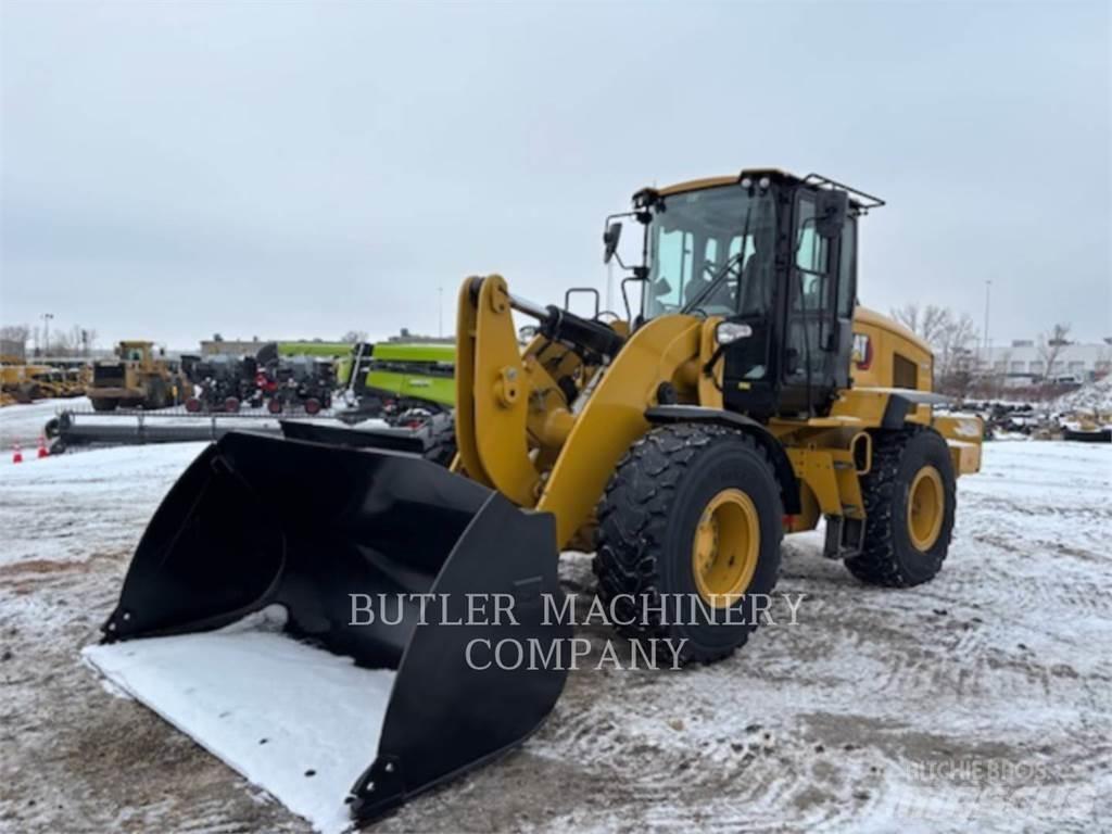 CAT 938M 轮式装载机