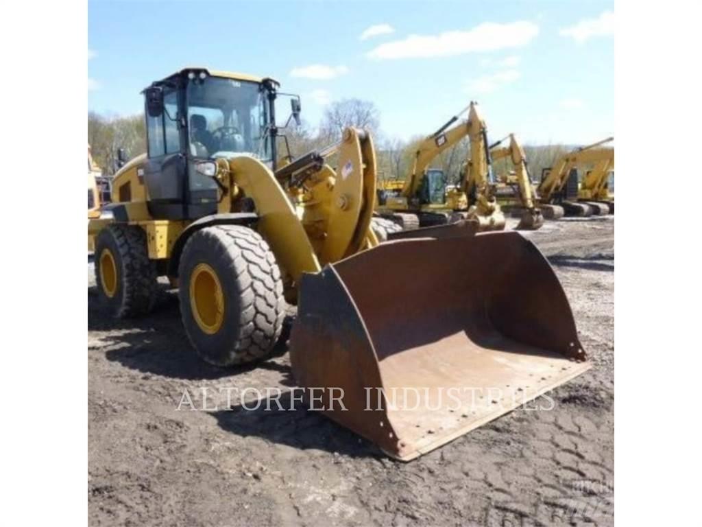 CAT 938M 轮式装载机