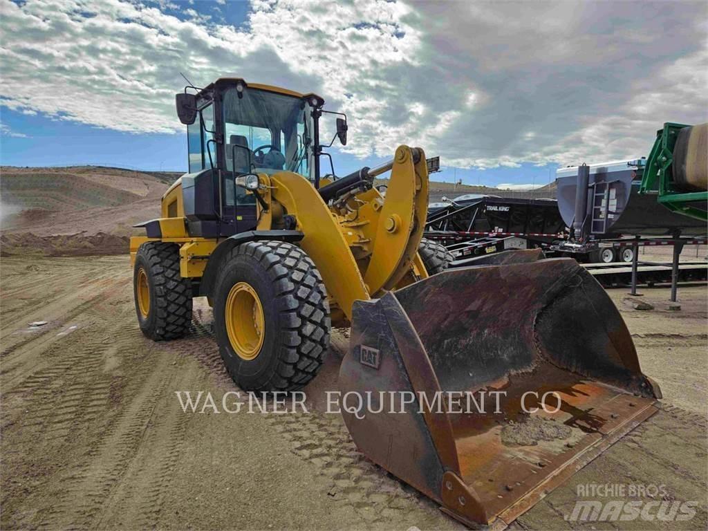 CAT 938M 轮式装载机