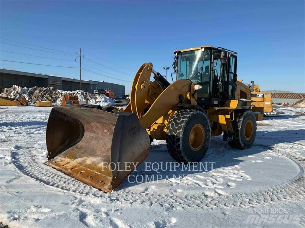CAT 938M 轮式装载机