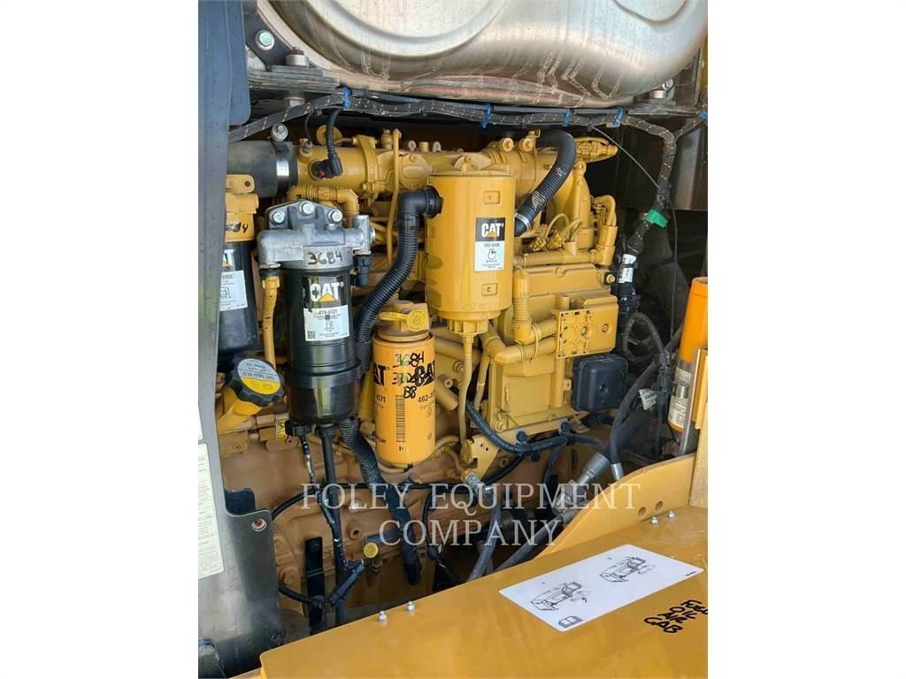 CAT 938M 轮式装载机