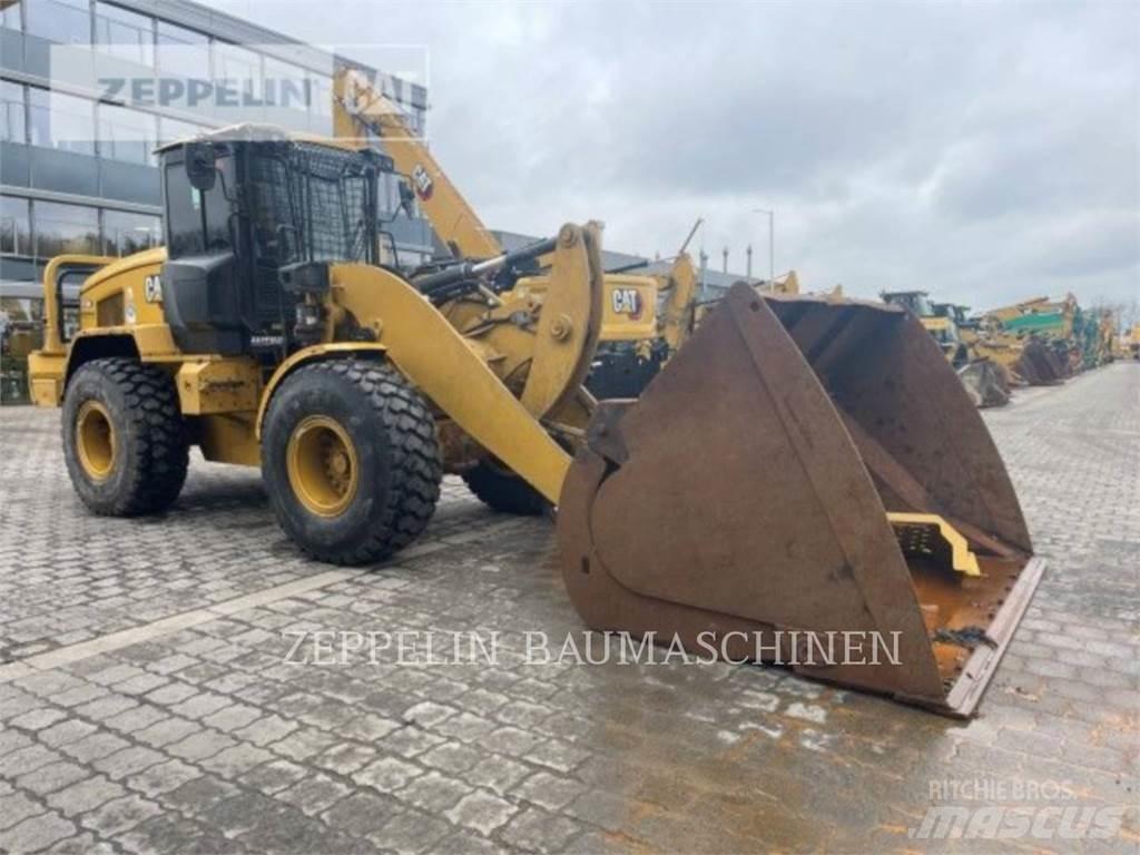 CAT 938M 轮式装载机