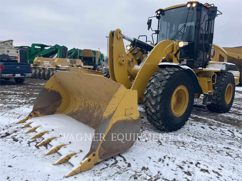 CAT 938M 轮式装载机