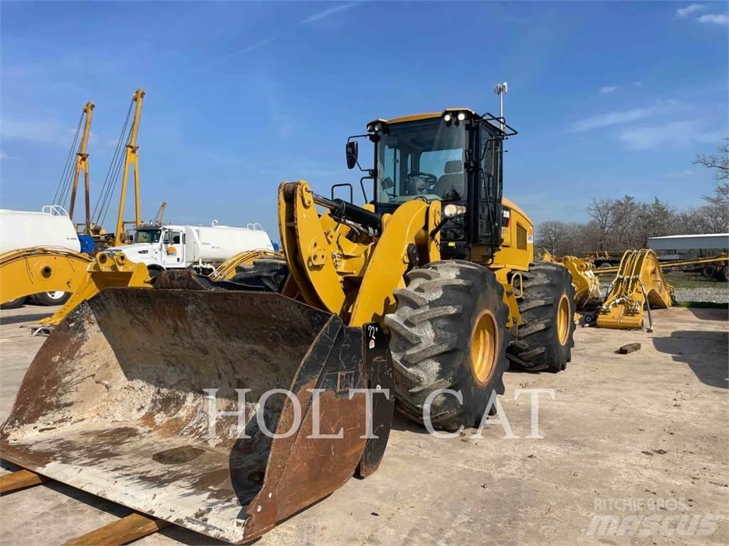 CAT 938M 轮式装载机