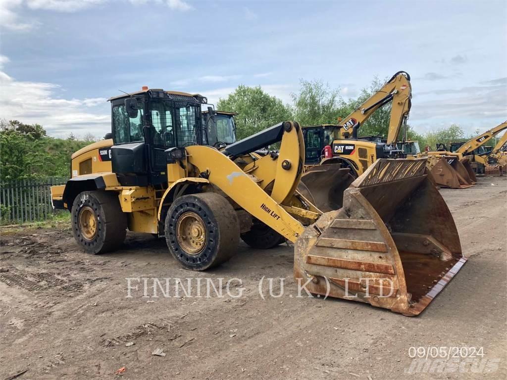 CAT 938M 轮式装载机