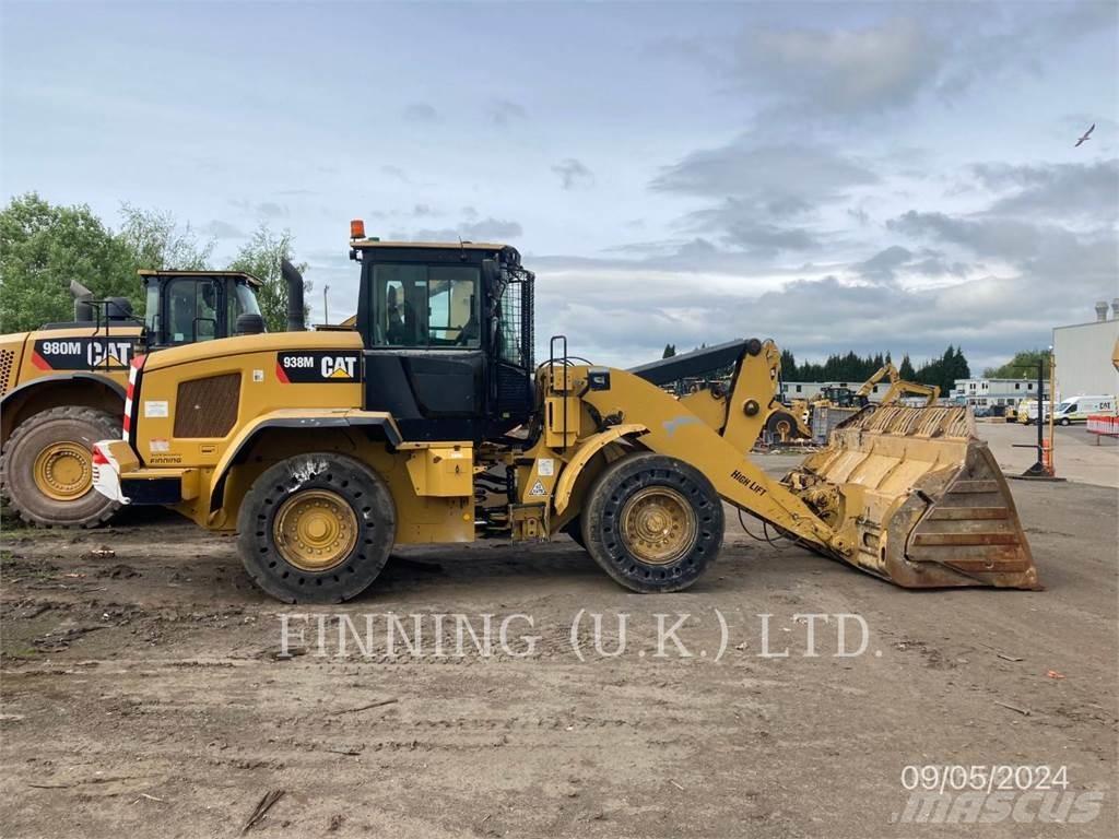 CAT 938M 轮式装载机