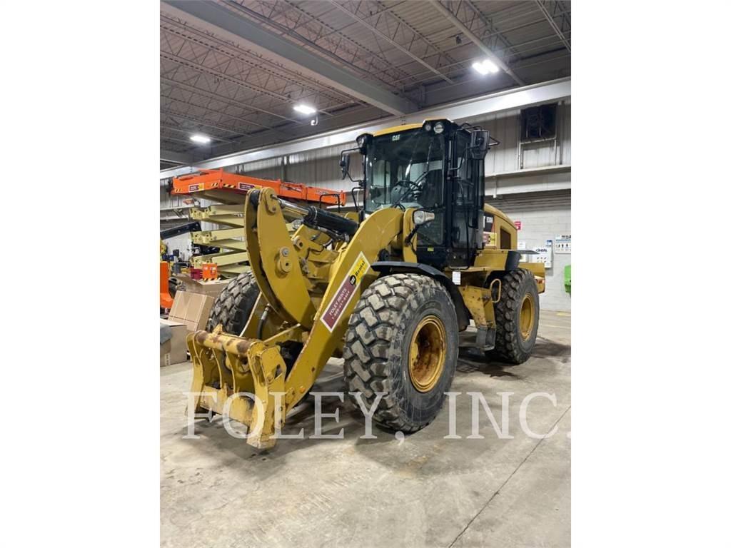CAT 938M 轮式装载机