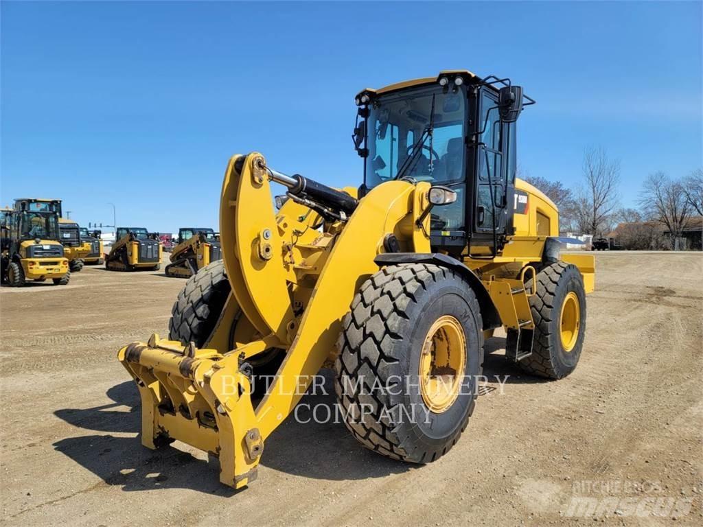 CAT 938M 轮式装载机