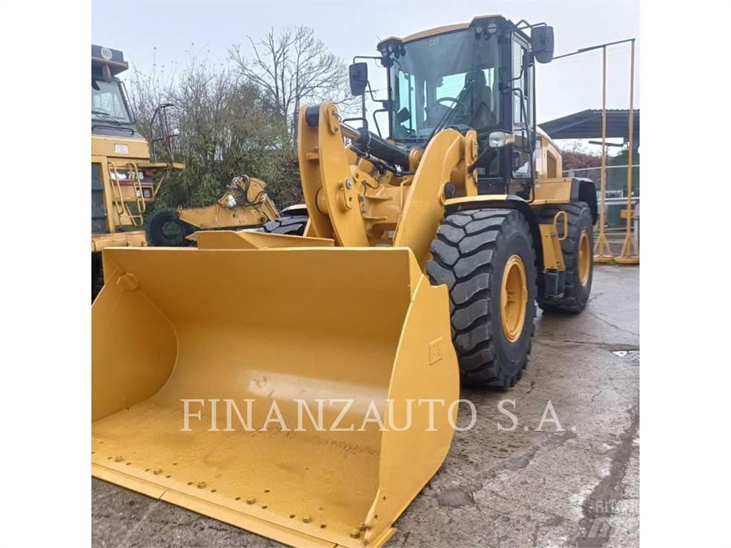 CAT 938M 轮式装载机