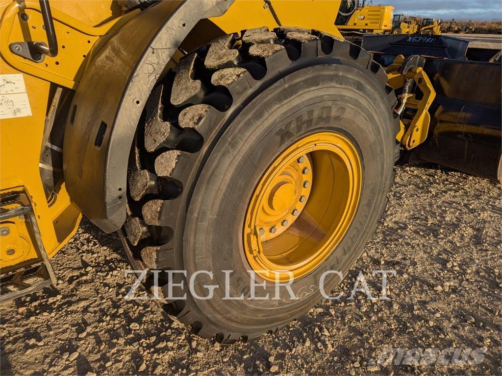 CAT 938M 轮式装载机