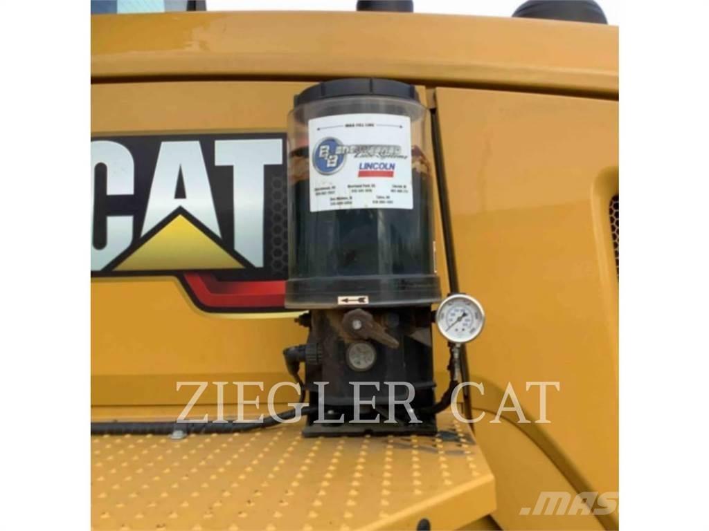 CAT 938M 轮式装载机